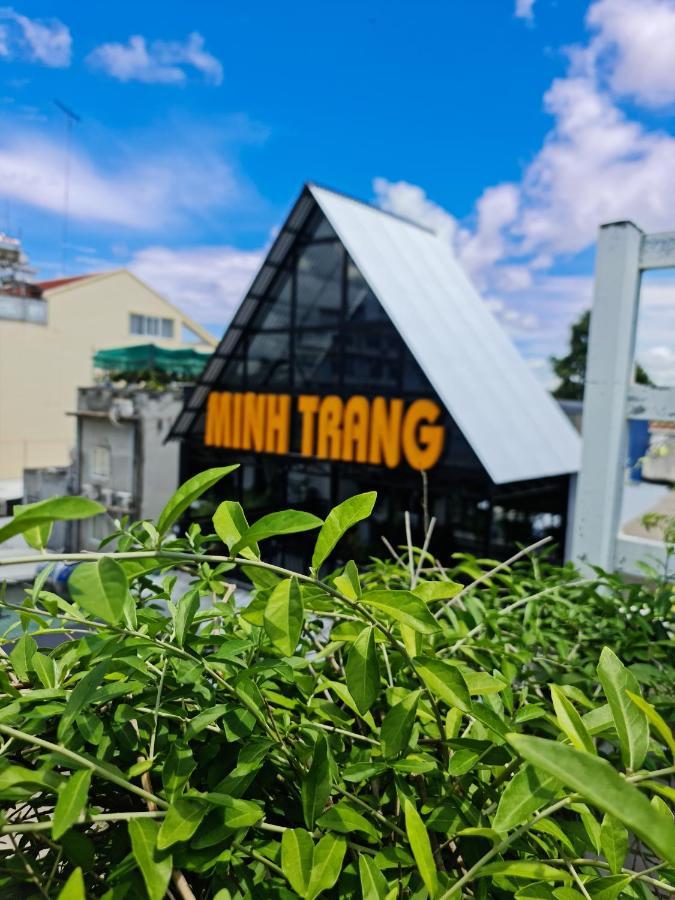 Minh Trang Motel Chau Doc Exteriör bild